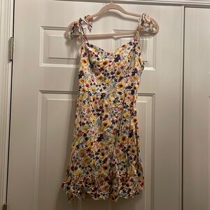 Old Navy. Floral dress.